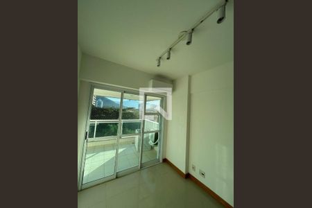 Apartamento à venda com 3 quartos, 75m² em Recreio dos Bandeirantes, Rio de Janeiro