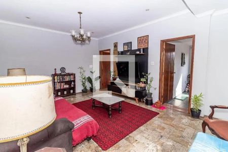 Casa à venda com 4 quartos, 210m² em Siciliano, São Paulo