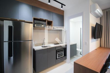Cozinha de kitnet/studio para alugar com 1 quarto, 30m² em Indianópolis, São Paulo