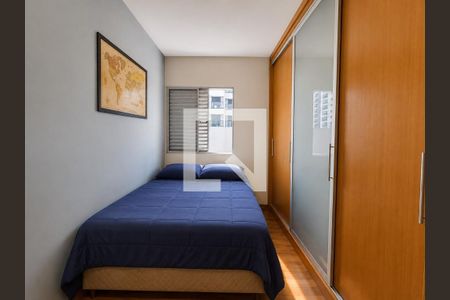 Quarto 1 de apartamento para alugar com 2 quartos, 65m² em Vila Yara, Osasco