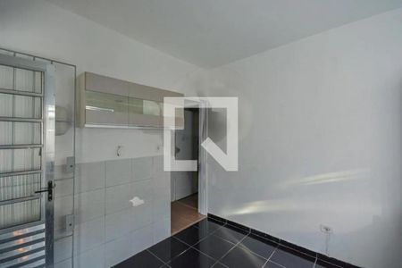 Casa à venda com 4 quartos, 100m² em Cidade Dutra, São Paulo