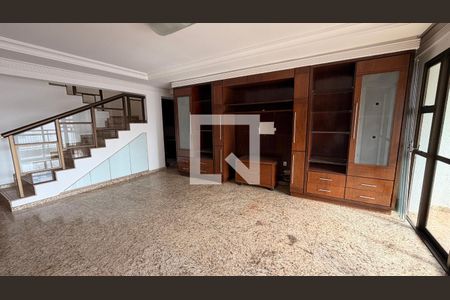 Sala 1 de apartamento para alugar com 4 quartos, 302m² em Nova Suiça, Goiânia