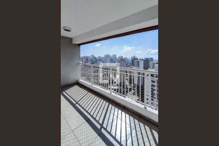Varanda de kitnet/studio para alugar com 1 quarto, 31m² em Cambuci, São Paulo