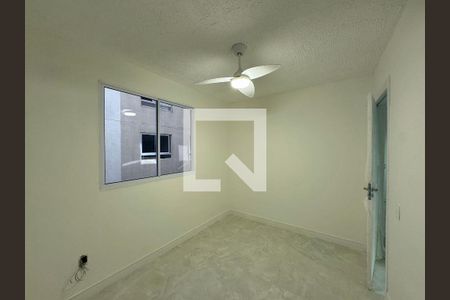 Quarto 2 de apartamento à venda com 3 quartos, 44m² em Vargem Pequena, Rio de Janeiro