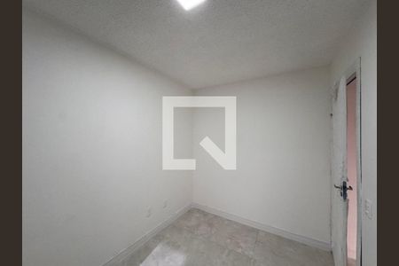 Quarto 2 de apartamento à venda com 3 quartos, 44m² em Vargem Pequena, Rio de Janeiro