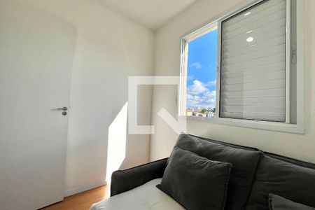 Quarto 2 de apartamento para alugar com 2 quartos, 34m² em Jardim Itacolomi, São Paulo