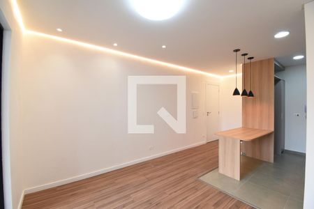 Sala e Cozinha de apartamento para alugar com 2 quartos, 60m² em Bacacheri, Curitiba