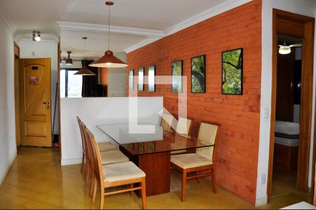 Detalhe - Sala e Sala de Jantar de apartamento para alugar com 2 quartos, 53m² em Conjunto Residencial Vista Verde, São Paulo