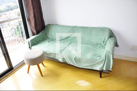 Detalhe - Sala e Sala de Jantar de apartamento para alugar com 2 quartos, 53m² em Conjunto Residencial Vista Verde, São Paulo