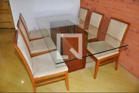Detalhe - Sala e Sala de Jantar de apartamento para alugar com 2 quartos, 53m² em Conjunto Residencial Vista Verde, São Paulo
