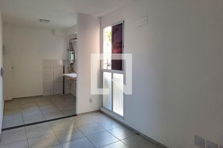 Sala de apartamento para alugar com 2 quartos, 41m² em Vila Lage, São Gonçalo