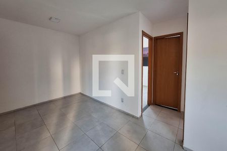 Sala de apartamento para alugar com 2 quartos, 41m² em Vila Lage, São Gonçalo