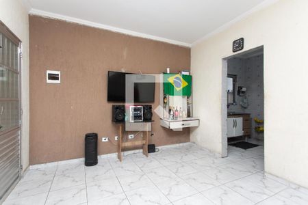 Sala  de casa à venda com 3 quartos, 120m² em Cidade Antônio Estêvão de Carvalho, São Paulo