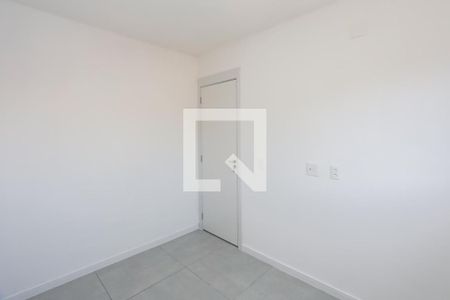 Quarto 2 de apartamento para alugar com 2 quartos, 38m² em Jardim São Luís, São Paulo