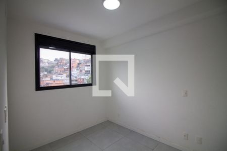 Quarto 1 de apartamento para alugar com 2 quartos, 38m² em Jardim São Luís, São Paulo