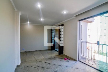 Sala de TV de casa para alugar com 3 quartos, 350m² em Campestre, Santo André