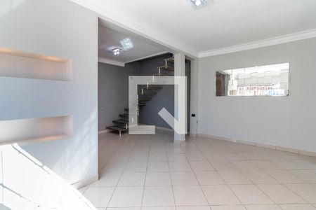 Sala de Estar de casa para alugar com 3 quartos, 150m² em Vila Nova Cachoeirinha, São Paulo
