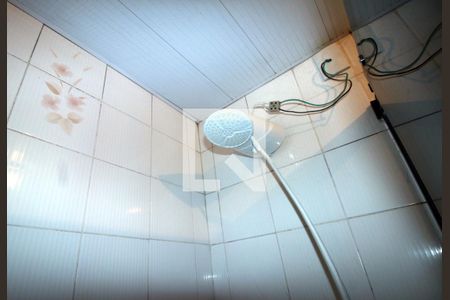 Banheiro de apartamento para alugar com 1 quarto, 45m² em Penha, Rio de Janeiro