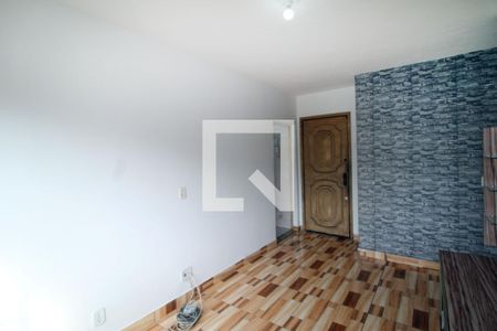 Sala de apartamento para alugar com 1 quarto, 45m² em Penha, Rio de Janeiro