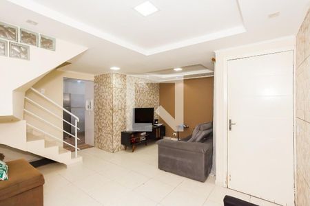 Sala de casa de condomínio à venda com 4 quartos, 120m² em Uberaba, Curitiba