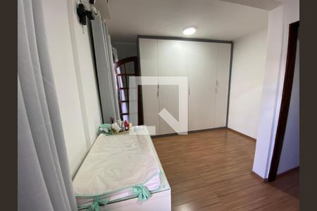 Quarto de casa para alugar com 2 quartos, 213m² em Parque Erasmo Assunção, Santo André