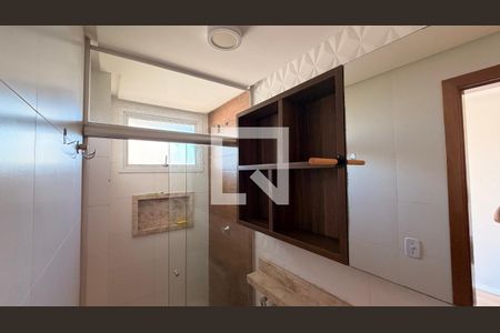 Banheiro da Suíte de apartamento para alugar com 2 quartos, 65m² em Vila Rosa, Goiânia
