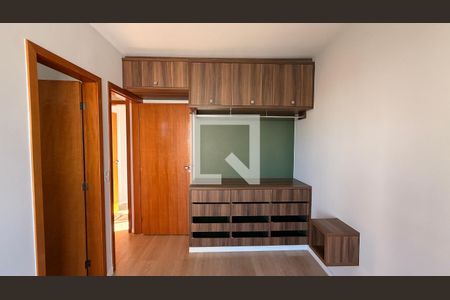 Suíte de apartamento para alugar com 2 quartos, 65m² em Vila Rosa, Goiânia