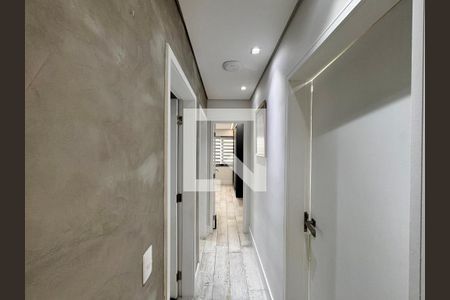 Corredor de apartamento à venda com 3 quartos, 92m² em Barra da Tijuca, Rio de Janeiro