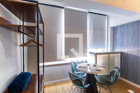 Sala/Quarto de kitnet/studio à venda com 1 quarto, 29m² em Belenzinho, São Paulo