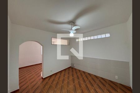 Quarto de casa de condomínio para alugar com 3 quartos, 200m² em Recreio dos Bandeirantes, Rio de Janeiro