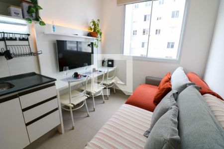 Sala / Cozinha de apartamento à venda com 1 quarto, 25m² em Santo Amaro, São Paulo