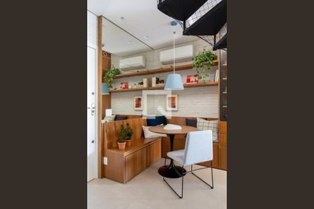 Apartamento à venda com 2 quartos, 140m² em Lagoa, Rio de Janeiro