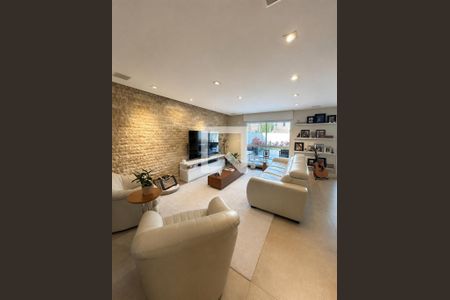 Sala de Estar de casa de condomínio para alugar com 4 quartos, 250m² em Tamboré, Santana de Parnaíba
