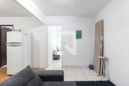 Sala de apartamento para alugar com 2 quartos, 48m² em Conjunto Residencial José Bonifácio, São Paulo