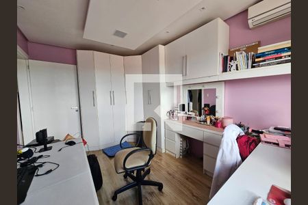 Quarto de apartamento para alugar com 3 quartos, 136m² em Jardim Itu, Porto Alegre