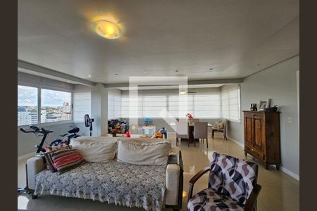 Sala de apartamento para alugar com 3 quartos, 136m² em Jardim Itu, Porto Alegre
