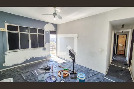 Sala de apartamento para alugar com 2 quartos, 85m² em Ramos, Rio de Janeiro