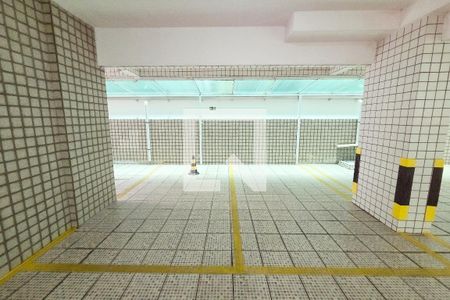 Garagem de apartamento para alugar com 1 quarto, 50m² em Guilhermina, Praia Grande