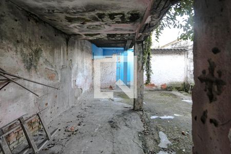 Quintal de casa para alugar com 3 quartos, 70m² em Vila Industrial, Mogi das Cruzes