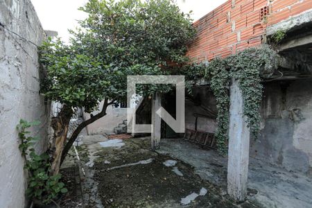 Quintal de casa para alugar com 3 quartos, 70m² em Vila Industrial, Mogi das Cruzes