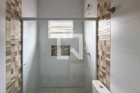 Banheiro da Suíte 1  de casa para alugar com 4 quartos, 155m² em Ribeirópolis, Praia Grande