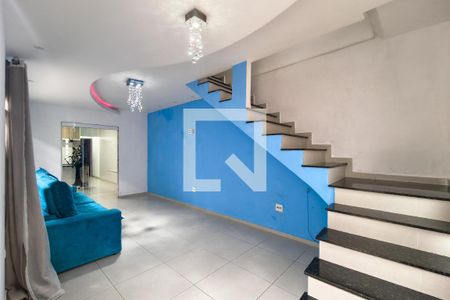 Sala de casa para alugar com 4 quartos, 155m² em Ribeirópolis, Praia Grande