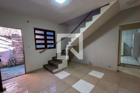 Sala de casa para alugar com 2 quartos, 100m² em Jardim Climax, São Paulo