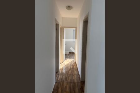 Corredor de apartamento à venda com 3 quartos, 68m² em Vila Barros, Barueri