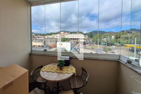 Sala de apartamento à venda com 2 quartos, 70m² em Badu, Niterói