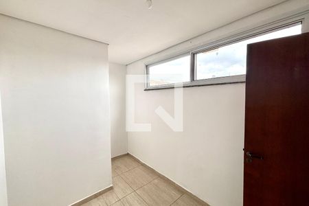 Quarto 1 de casa para alugar com 2 quartos, 60m² em Jardim Jaú (zona Leste), São Paulo