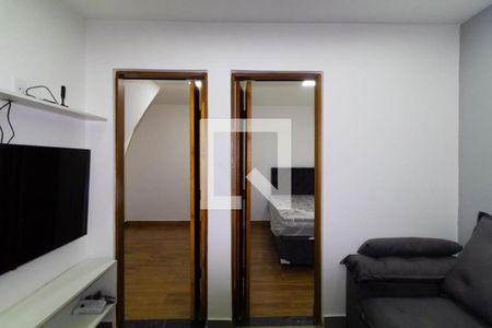 Foto 02 de apartamento para alugar com 2 quartos, 35m² em Parque Santa Madalena, São Paulo