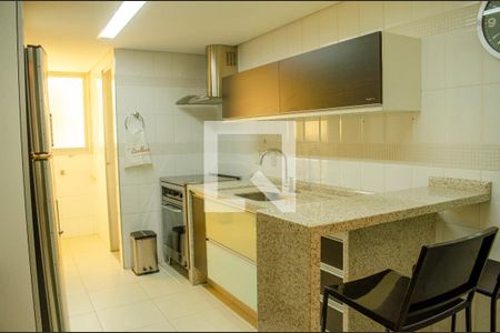 Apartamento para alugar com 2 quartos, 85m² em Setor Bueno, Goiânia