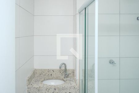 Banheiro de apartamento para alugar com 1 quarto, 18m² em Posse, Nova Iguaçu