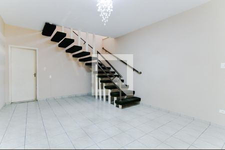 Casa para alugar com 2 quartos, 147m² em Vila Galvão, Guarulhos